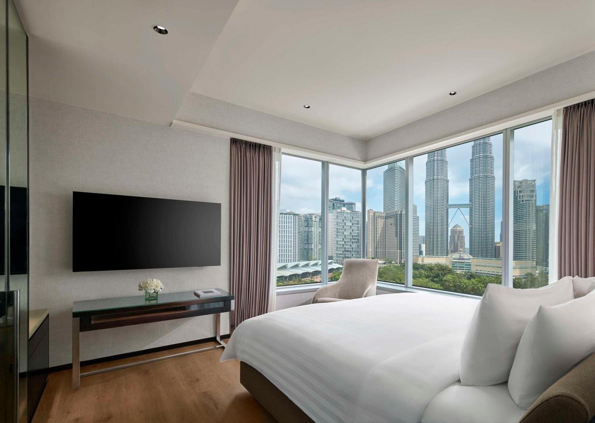 Traders Hotel, 5* Kuala Lumpur