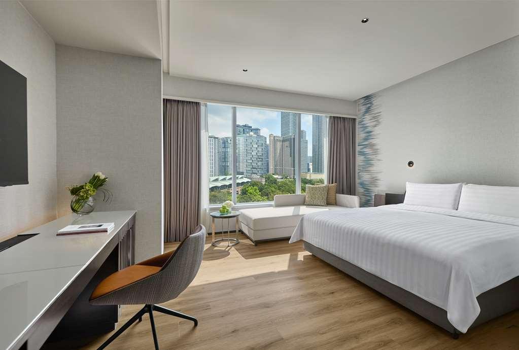 Traders Hotel,